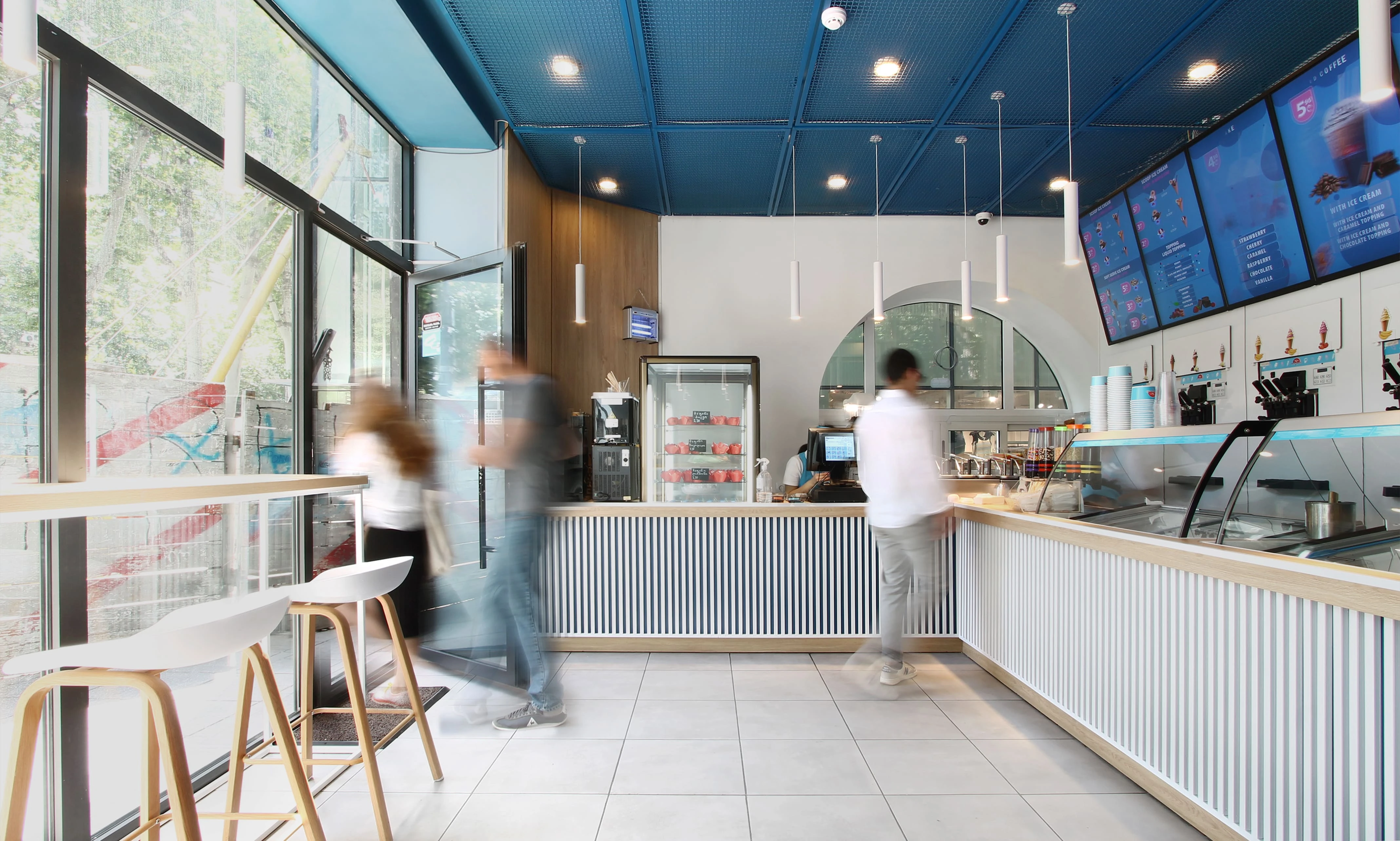Tolia Ice-Cream Shop T